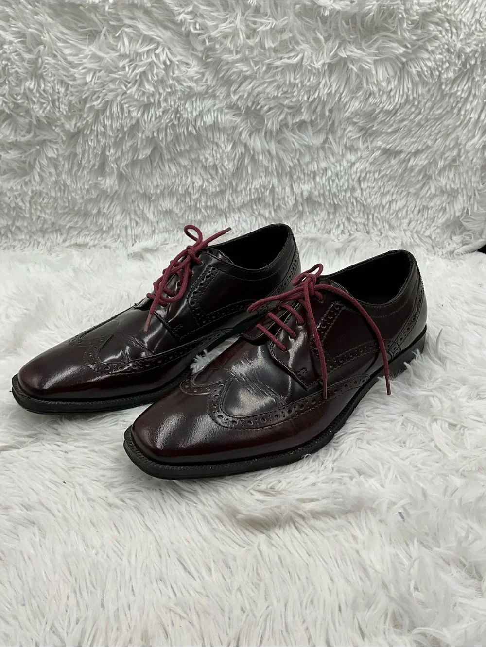 Michael Shannon Wayland Shoes Size 8.5 Burgundy Wingtip Oxfords w/ Maroon Laces